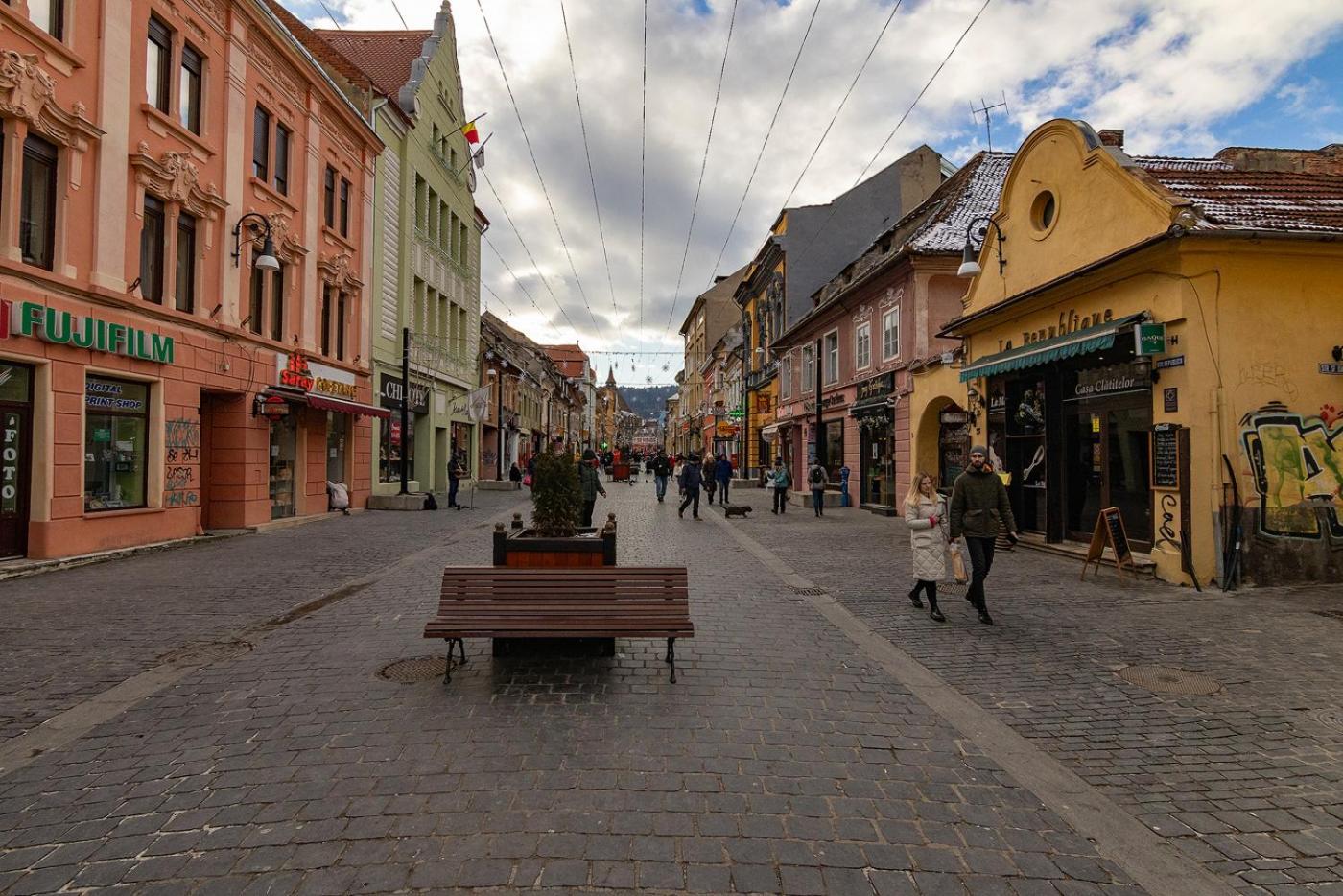 Old Town By Mm Host Apartment Brasov Exterior photo